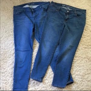 3 pairs of skinny jeans 👖